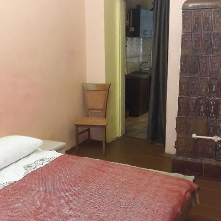 Apartment Pylnykarska 8А Lviv Luaran gambar