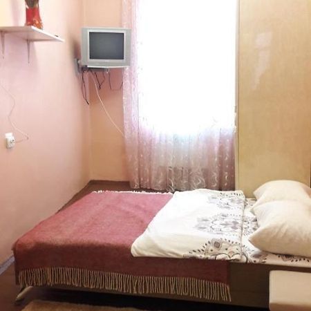 Apartment Pylnykarska 8А Lviv Luaran gambar